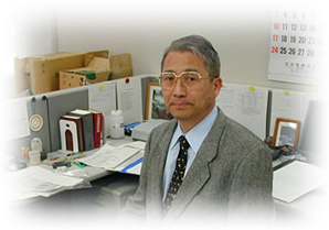 新坂 恭士