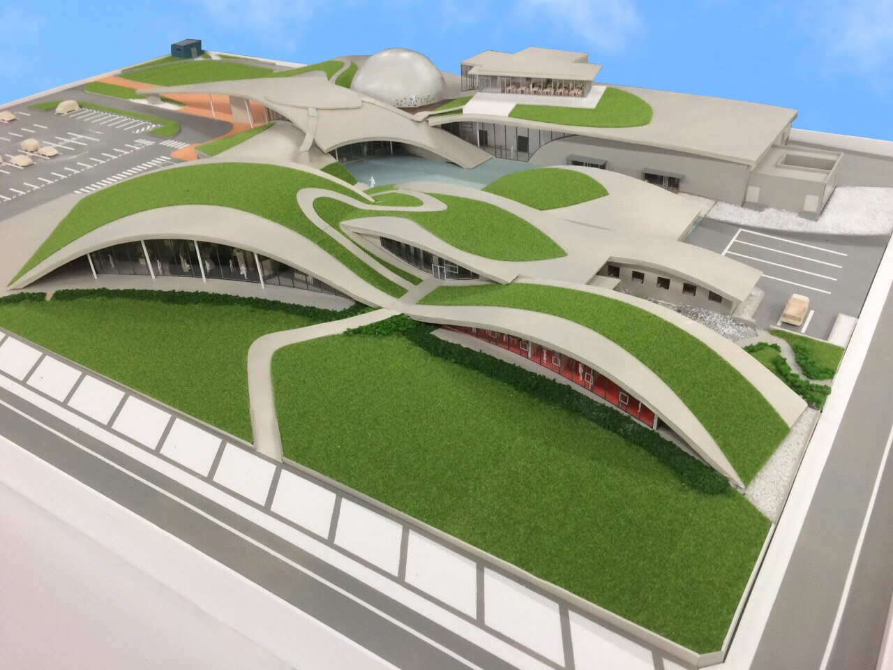 夢考房建築デザインプロジェクトが「サイエンスヒルズこまつ」1/100