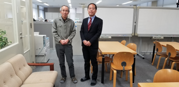 大藪又茂教授と上江洲弘明講師（金沢工業大学 数理工教育研究センター）