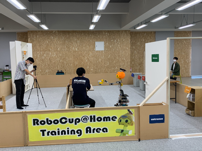 夢考房のフィールドからオンラインで参加したRoboCup@Homeプロジェクト