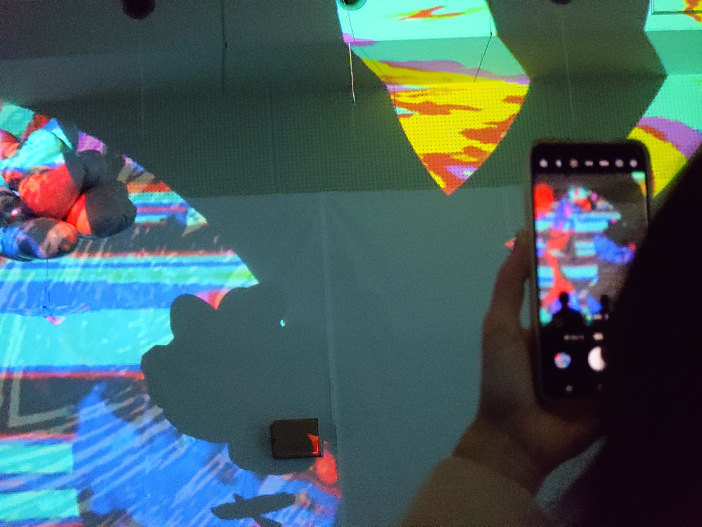 ののいち22世紀デジタル美術館の館内風景