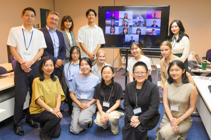 国際連合大学で行われたUNDP Student Ambassador Programmeキックオフイベントにて。<br class="hidden-sp">写真左奥4人目が島田 颯稀さん。Photo: UNDP Tokyo