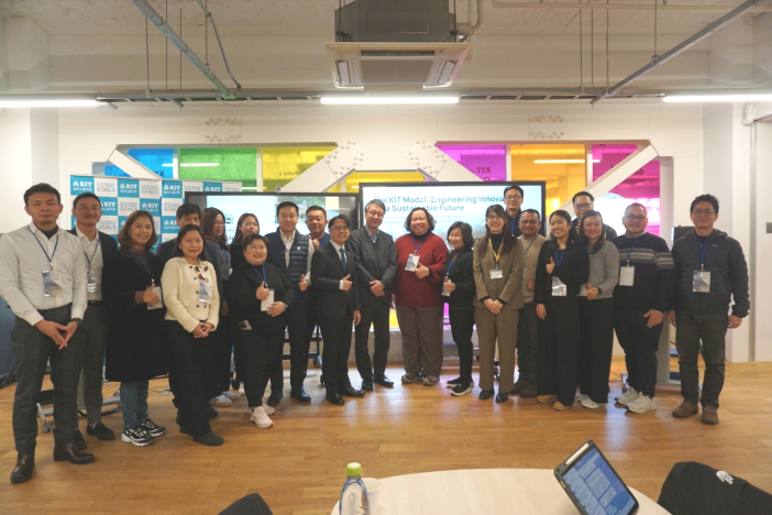 スタディツアーでは、SDSN Thailand事務局を含むタイの大学関係者22名が参加（金沢工業大学SDGs推進センター）