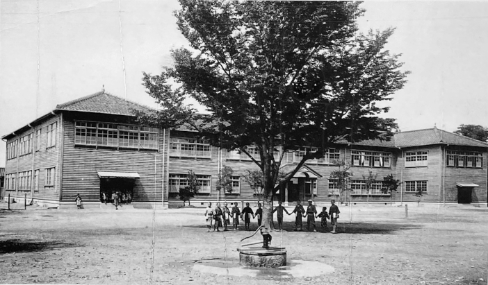 図版1 野々市尋常高等小学校 図版1 野々市尋常高等小学校