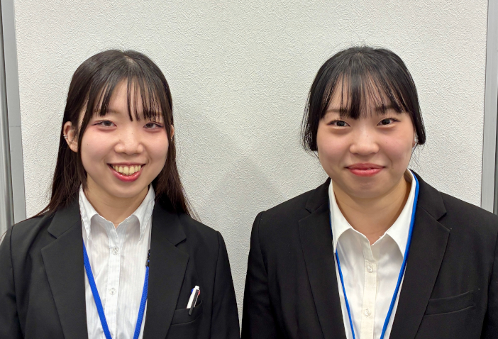 論文が掲載された大学院1年の青木美歩さん（写真左）と学部4年の能川春菜さん（写真右）