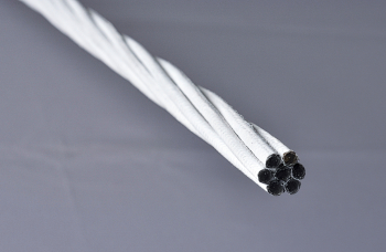 小松マテーレ株式会社とICCで共同開発した「CABKOMA®ストランドロッド」