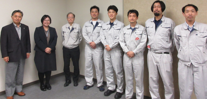 成果発表会終了後の集合写真