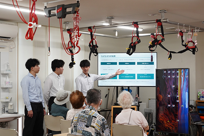 8月3日、てまりフィットネスでの提案報告会の模様 8月3日、てまりフィットネスでの提案報告会の模様
