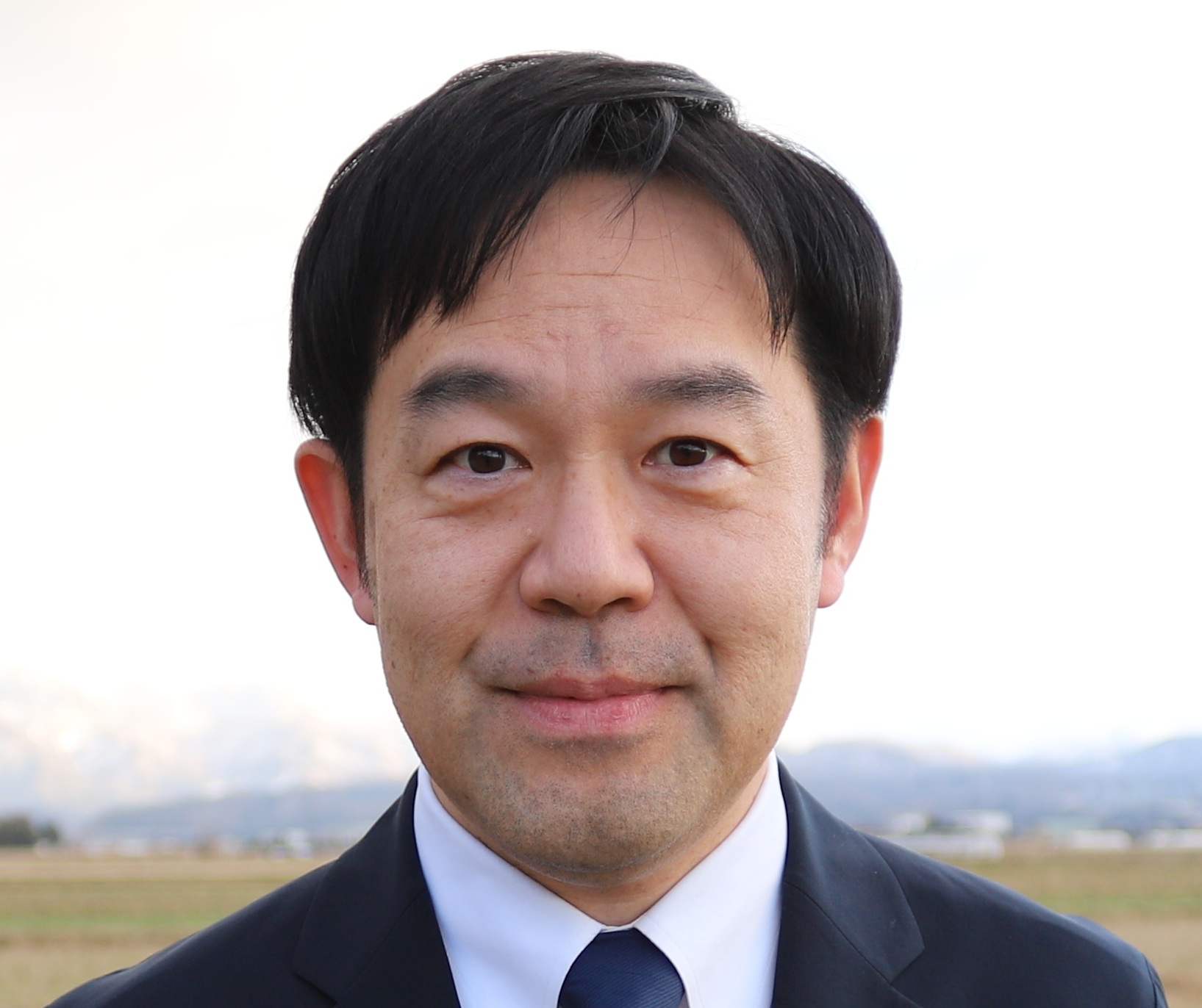 山本知仁教授の写真